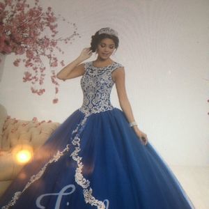 Meet your Posher, Julisa